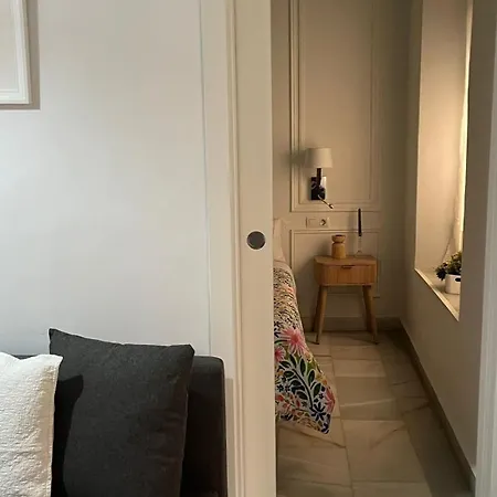 Apartamento En Casco Antiguo - Plaza De La Gavidia Sevilla