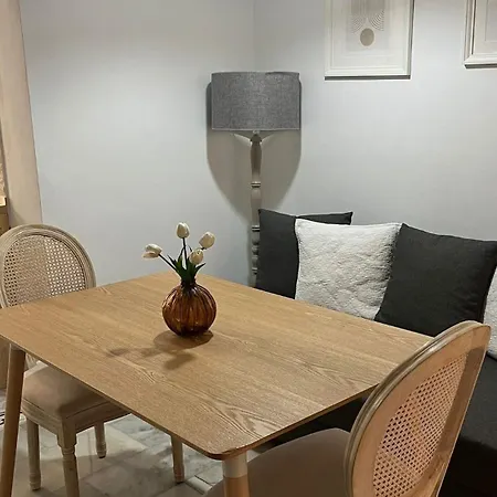 Apartamento En Casco Antiguo - Plaza De La Gavidia Sevilla